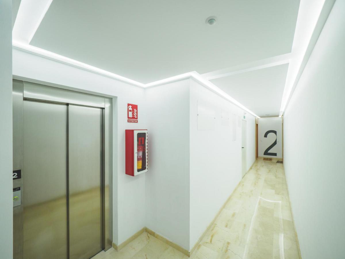 Апартаменты Cubo'S Sea View Pacifico Street & Free Parking Малага Экстерьер фото